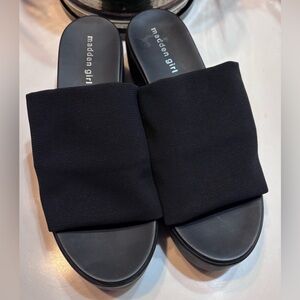 Steve Madden Y2K Wedge Sandals NWOB sz 10